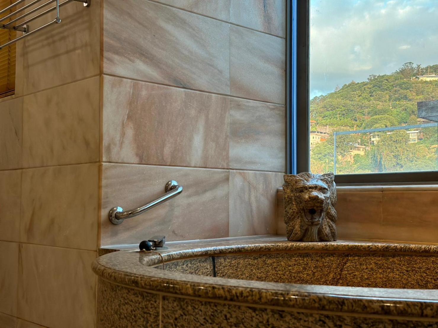 Grand Pleasure Spring Hotel Taipei Extérieur photo